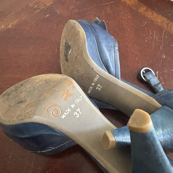 Venezia blue heals - Picture 6 of 13